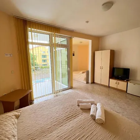 Hotel кристал Rawda