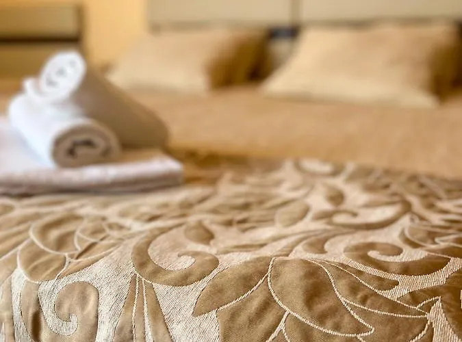 кристал Szálloda