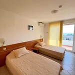 Hotel кристал Ravda