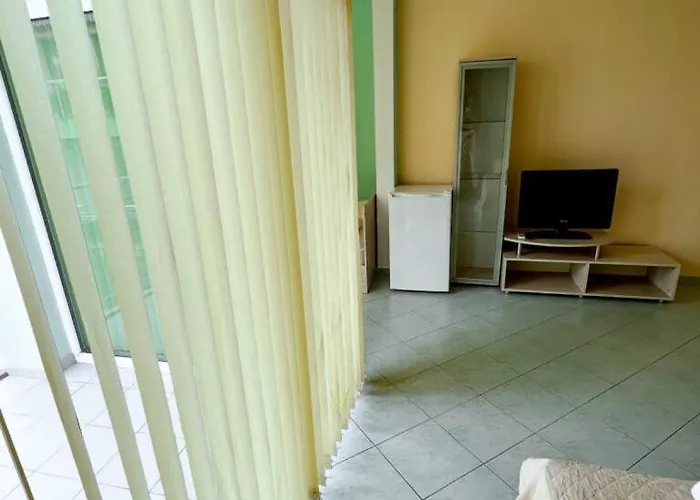 кристал Hotel 3*